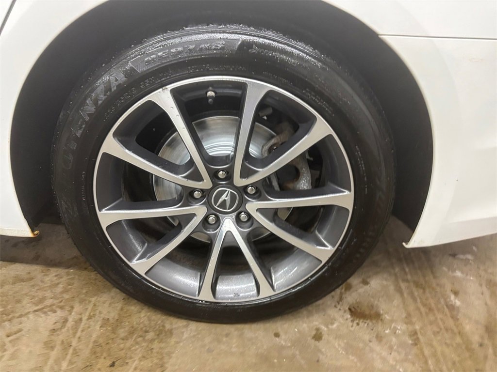 Certified 2017 Acura TLX V6 SH-AWD w/ Technology Pkg image 34