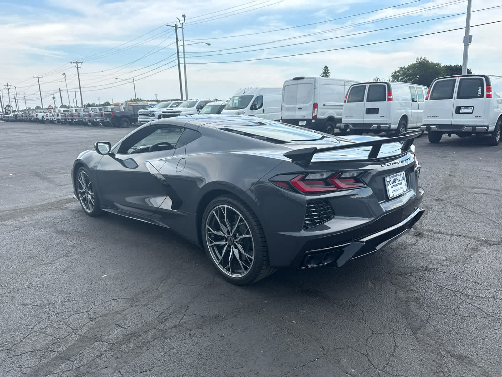 New 2027 Chevrolet Corvette Stingray Coupe w/ Z51 Performance Package RWD image 3