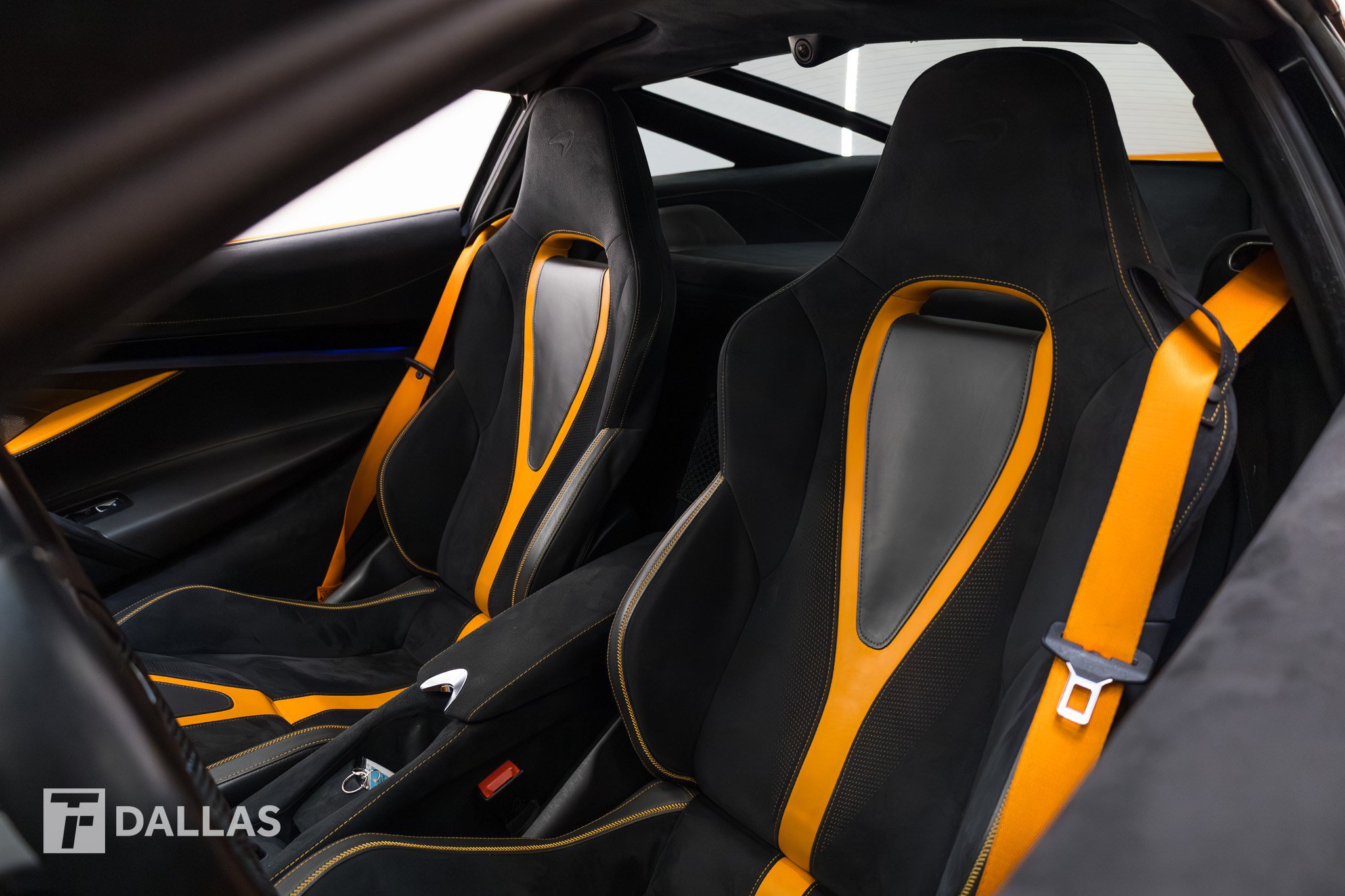 Used 2019 McLaren 720S RWD image 27