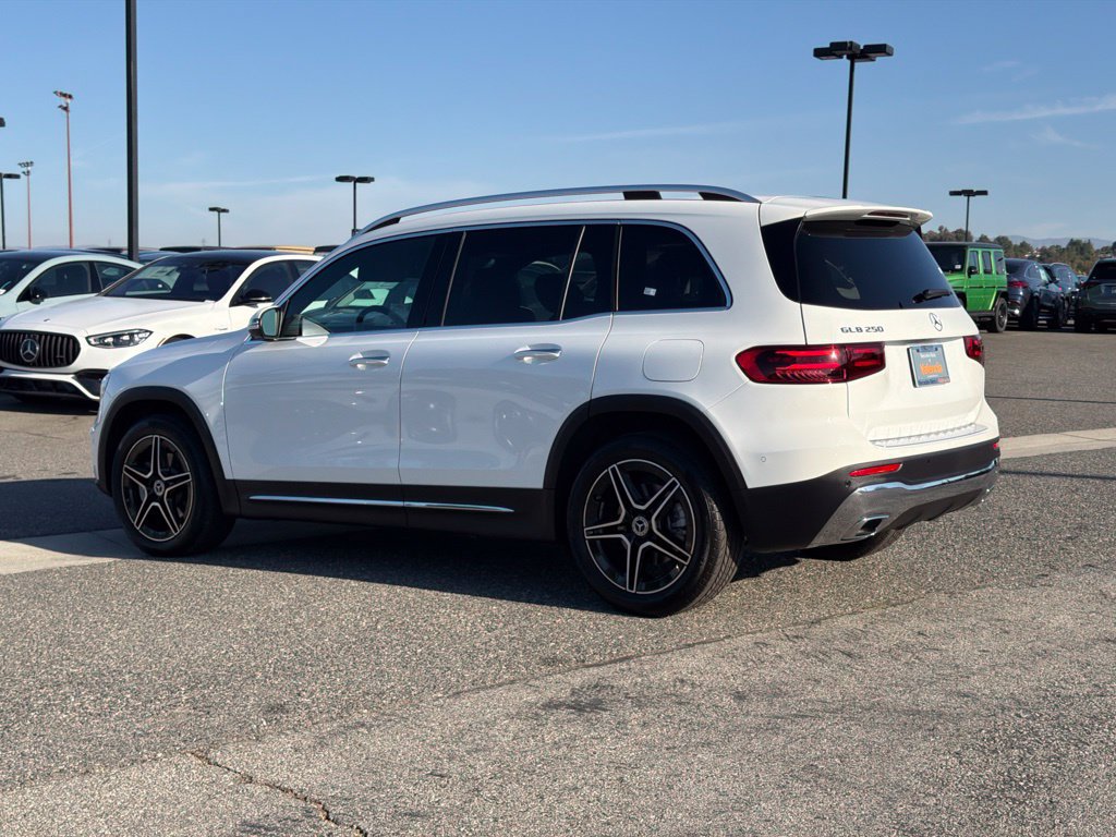 Used 2026 Mercedes-Benz GLB 250 image 11