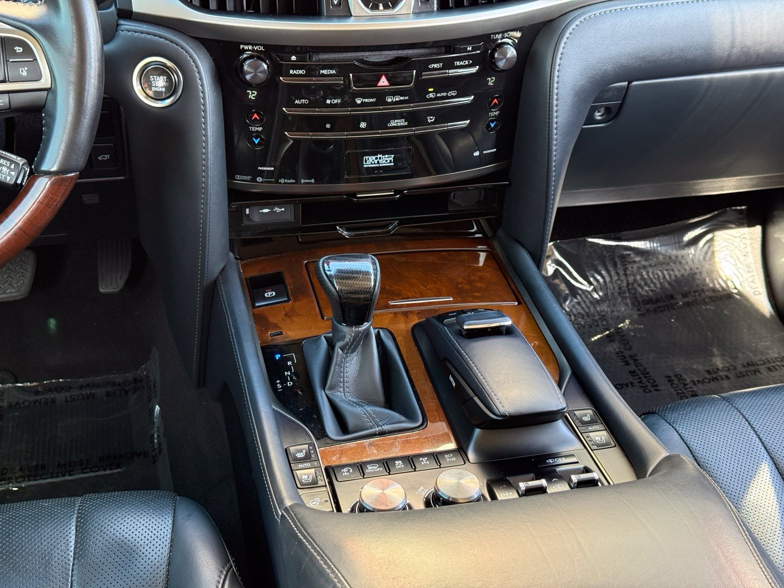 Used 2019 Lexus LX 570 4WD w/ Luxury Package image 32