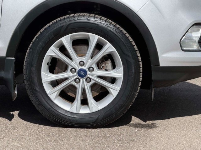 Used 2017 Ford Escape SE AWD/4WD image 9