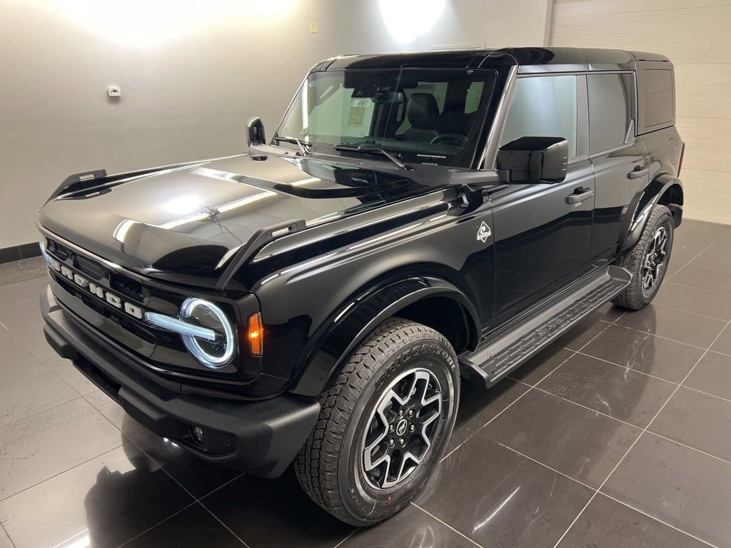 New 2026 Ford Bronco Outer Banks AWD/4WD image 3