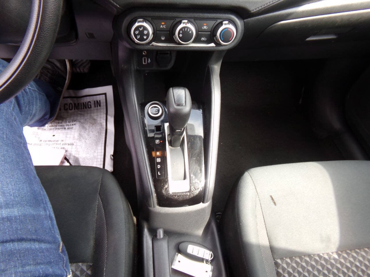 Used 2020 Nissan Versa S FWD image 18