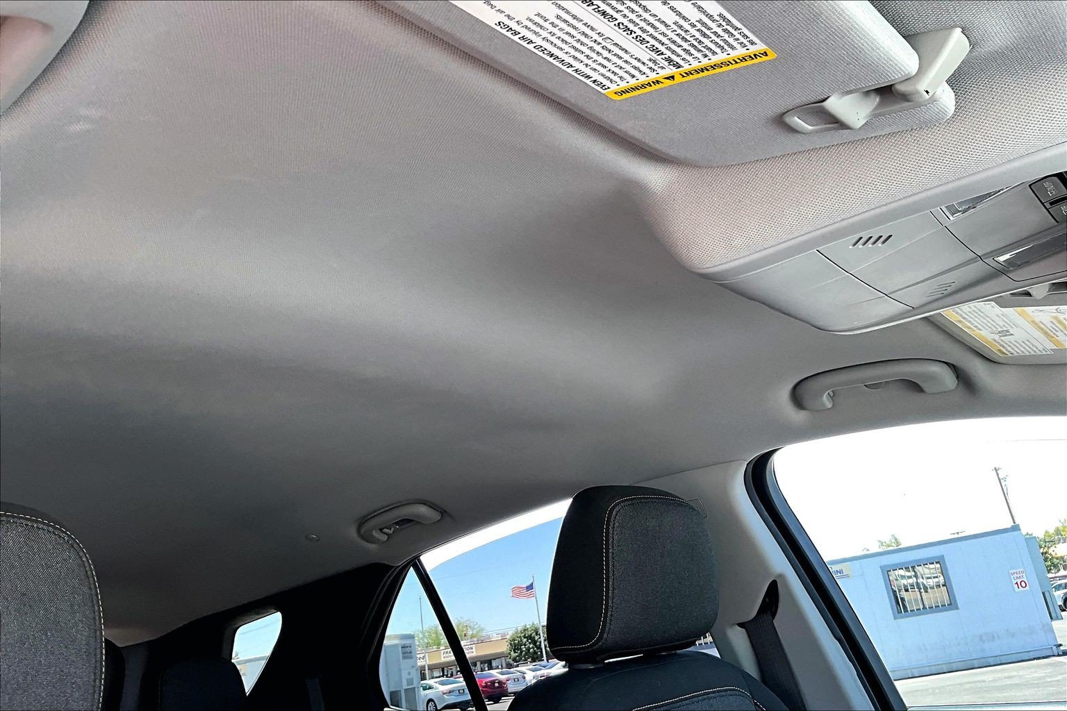 Used 2020 Chevrolet Equinox LT FWD image 16