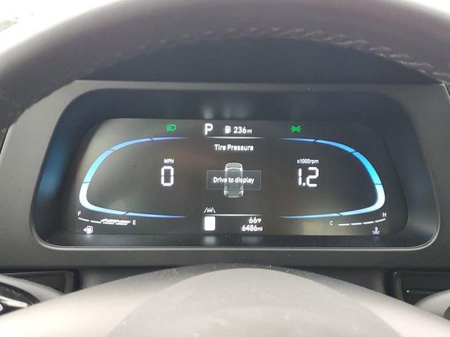 Used 2025 Hyundai Elantra Sport image 24