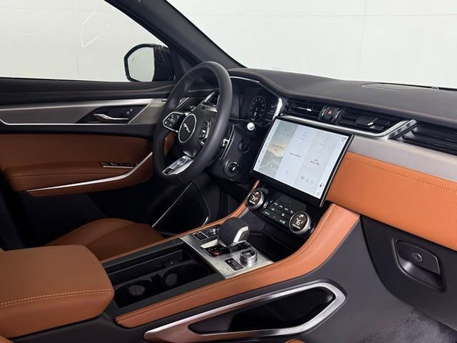 New 2025 Jaguar F-PACE R-Dynamic S image 20