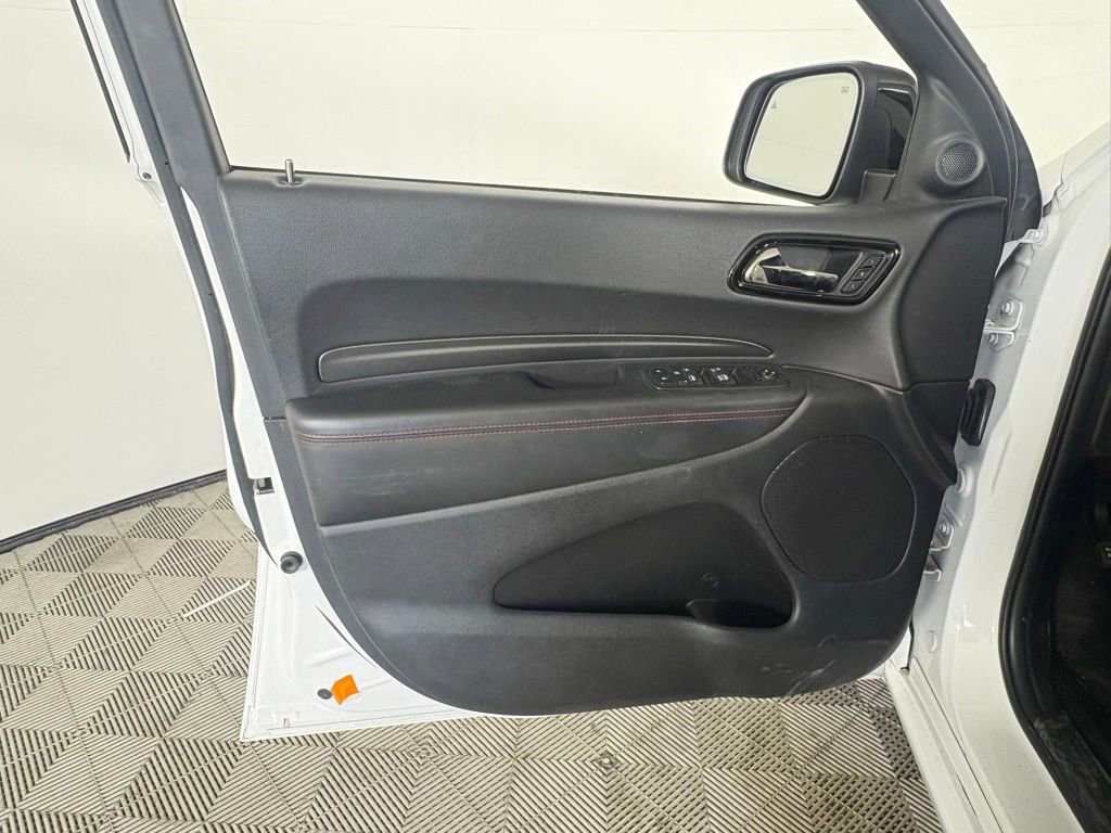 Used 2024 Dodge Durango GT RWD image 7