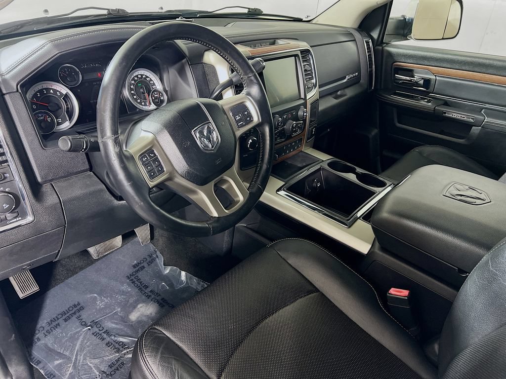 Used 2015 RAM 2500 Laramie w/ Convenience Group AWD/4WD image 9