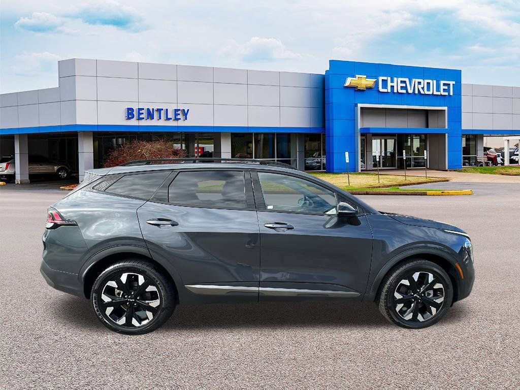 Used 2023 Kia Sportage X-Line w/ X-Line Premium Package AWD/4WD image 6