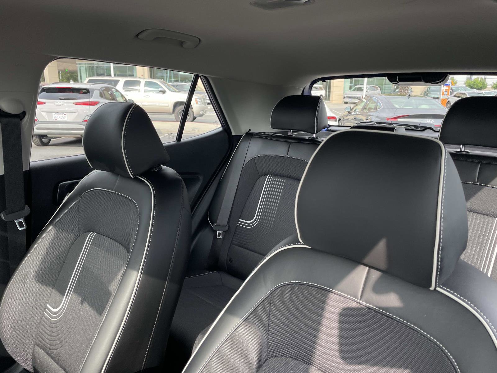 Certified 2023 Hyundai Venue Limited image 21