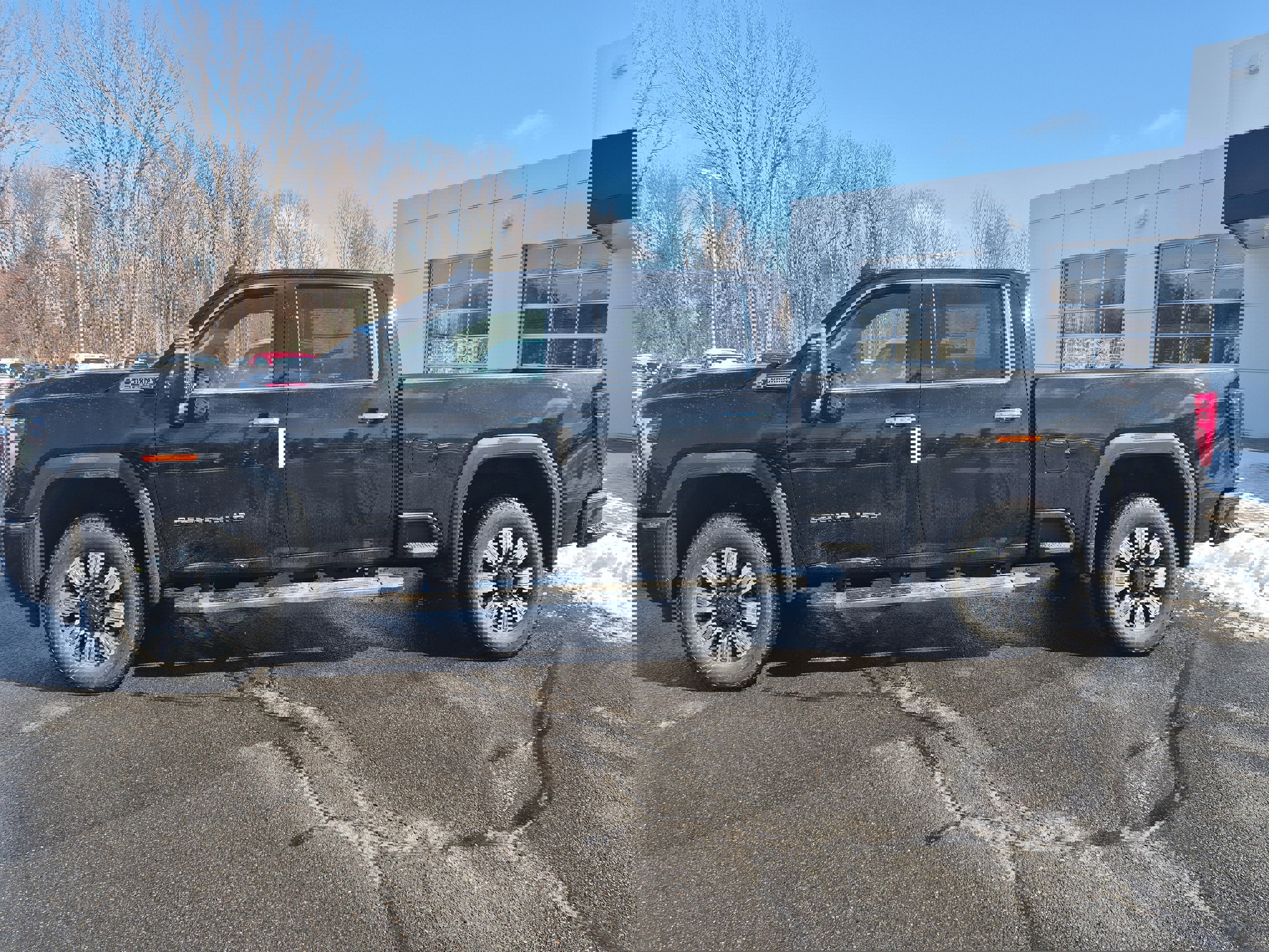 Used 2026 GMC Sierra 2500 Denali w/ Denali Reserve Package image 13