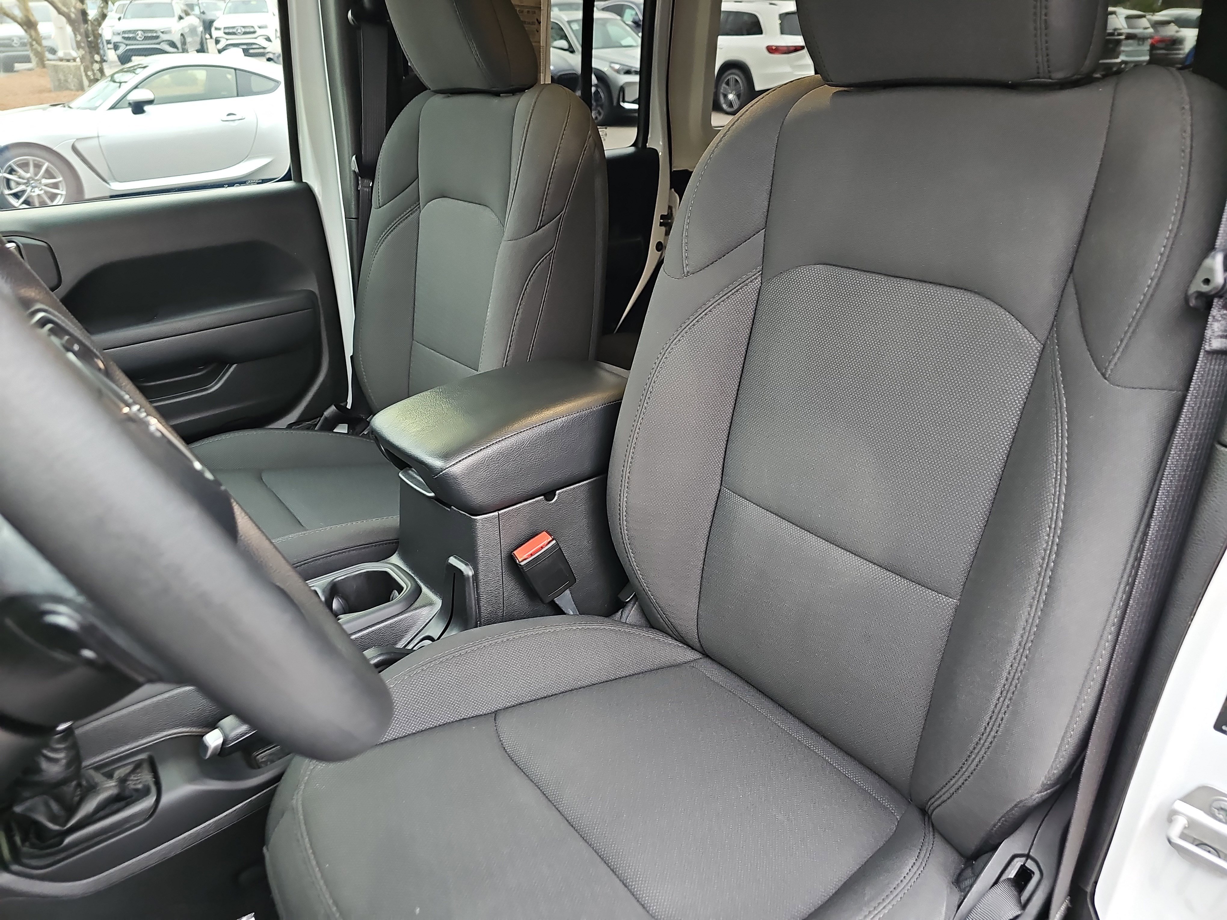 Used 2023 Jeep Wrangler Unlimited Sport AWD/4WD image 15