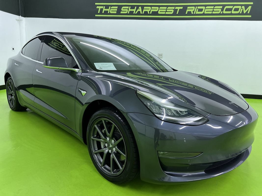 Used 2018 Tesla Model 3 Long Range RWD image 2