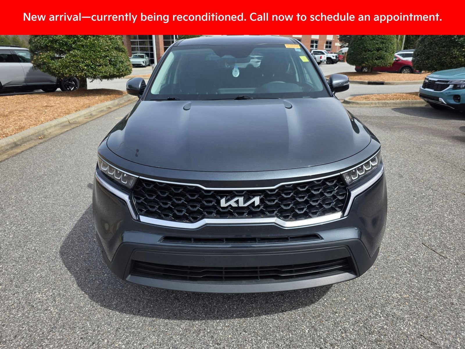 Used 2023 Kia Sorento LX image 8