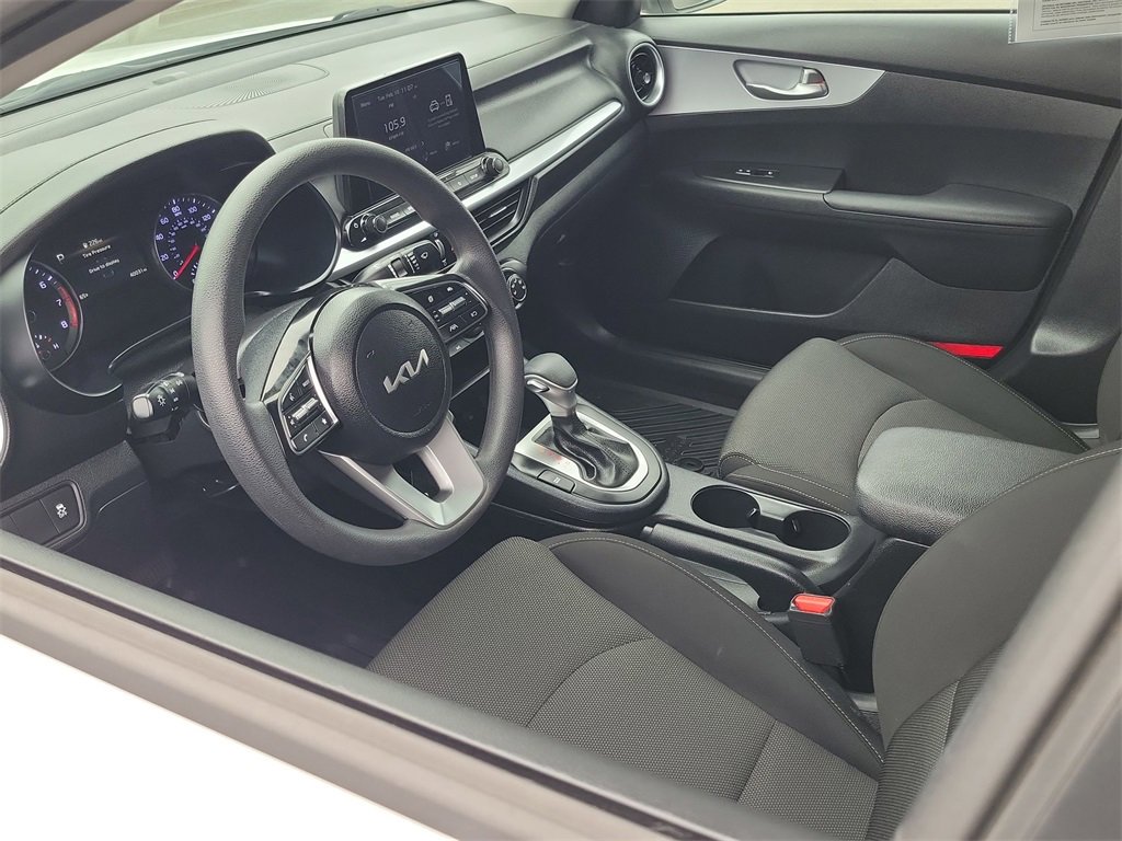 Used 2024 Kia Forte LXS w/ LXS Technology Package image 10