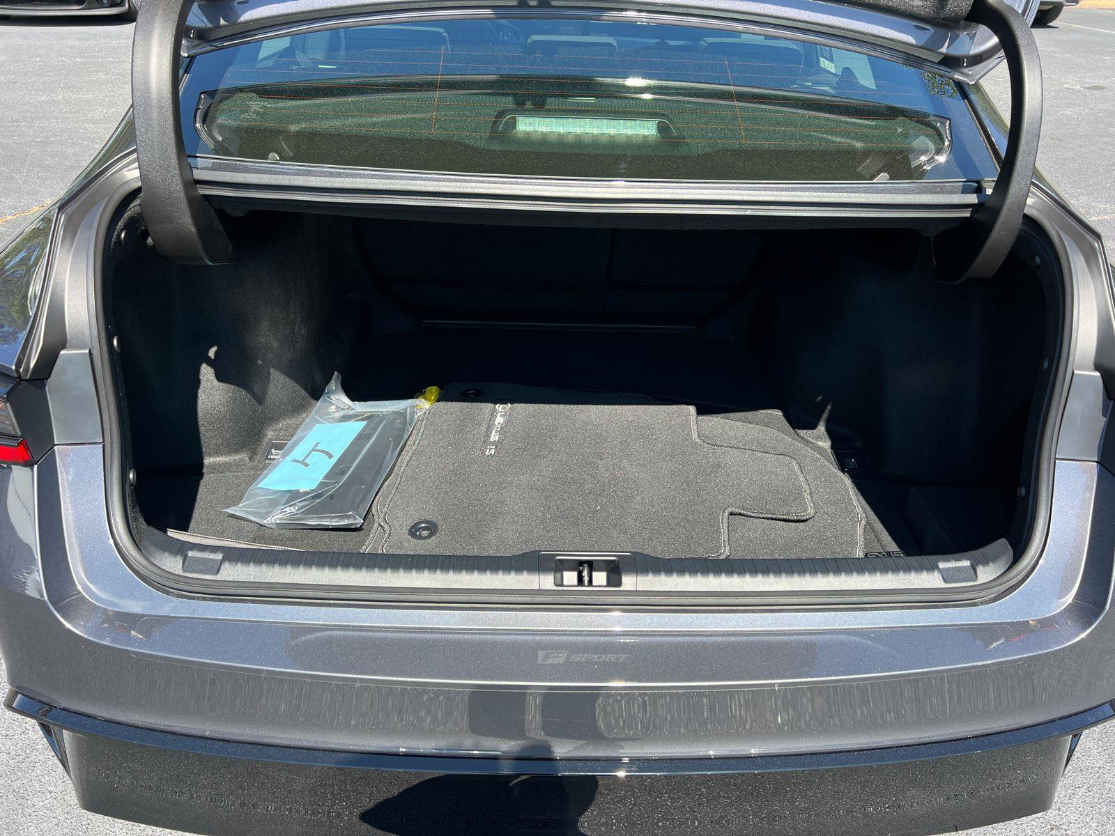 Used 2025 Lexus IS 350 F Sport image 19