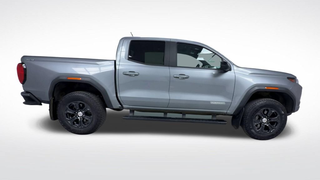 Used 2023 GMC Canyon Elevation w/ Convenience Package AWD/4WD image 9