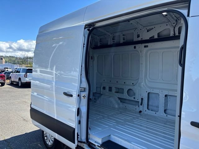 Used 2025 Ford Transit 250 148 High Roof RWD image 30