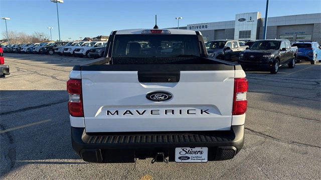 Certified 2025 Ford Maverick XLT image 8