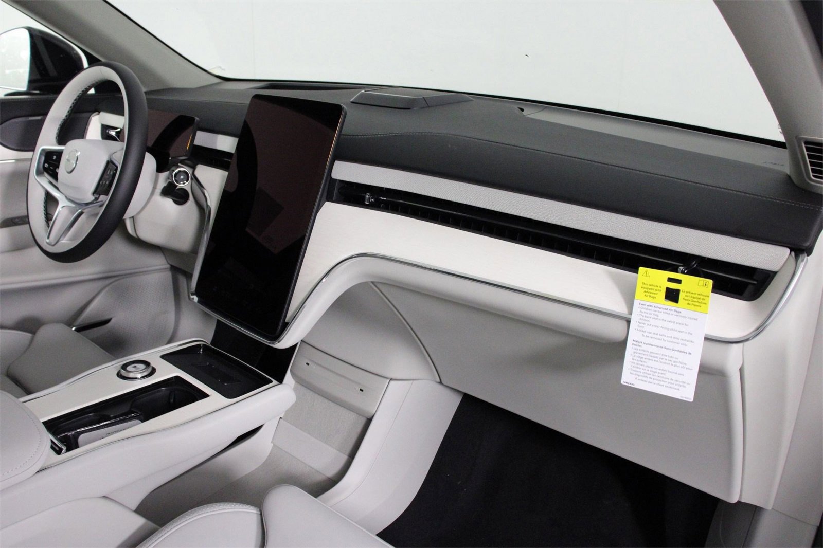 New 2025 Volvo EX90 Ultra image 9