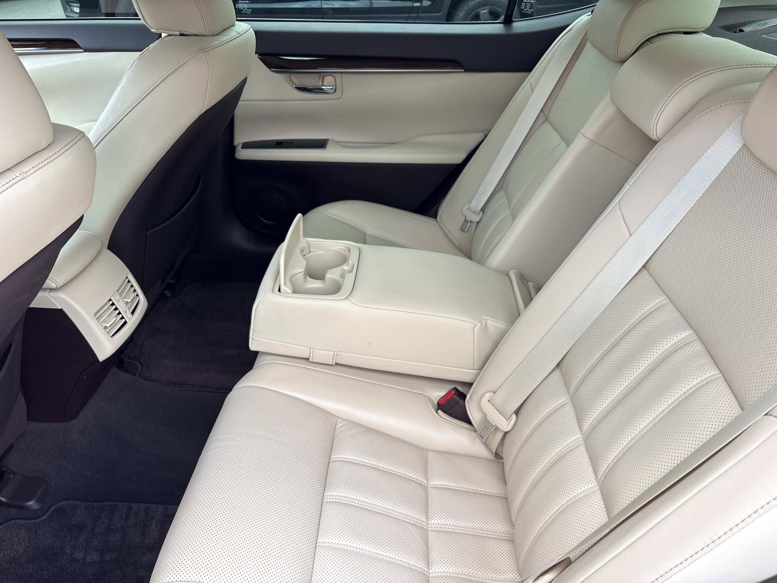 Used 2017 Lexus ES 350 w/ Luxury Package FWD image 33