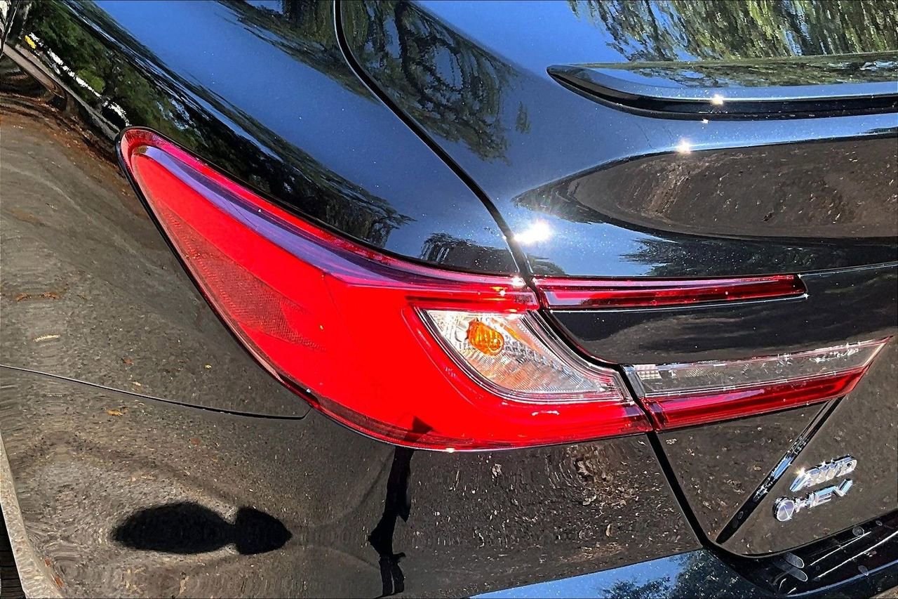 Used 2026 Toyota Camry SE AWD/4WD image 20