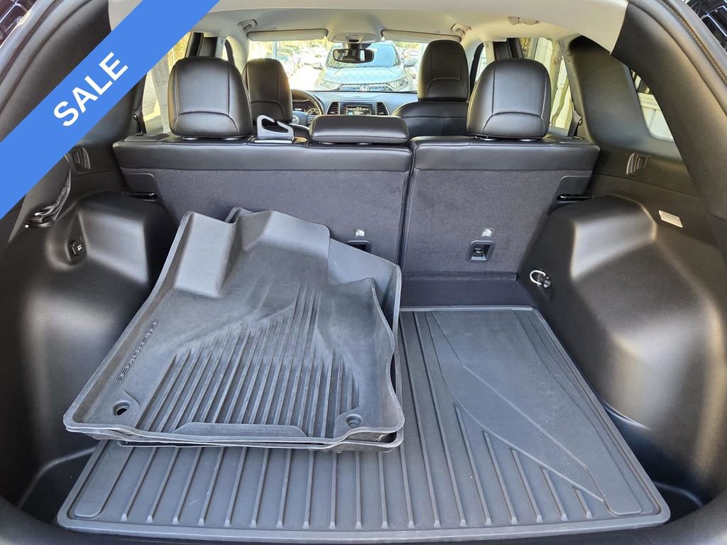 Used 2021 Jeep Cherokee Latitude Plus image 13