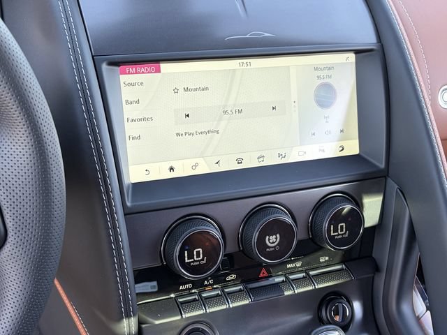 Used 2024 Jaguar F-TYPE R AWD/4WD image 11