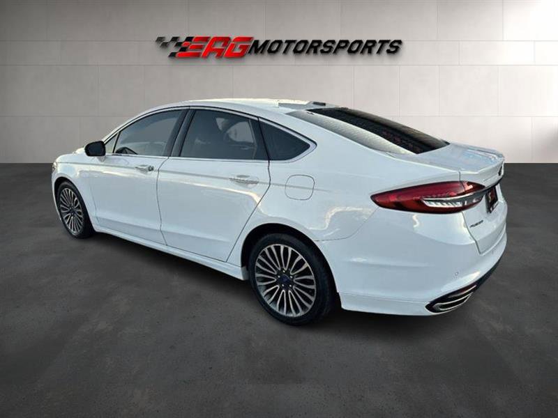 Used 2017 Ford Fusion SE w/ Fusion SE Technology Package image 9