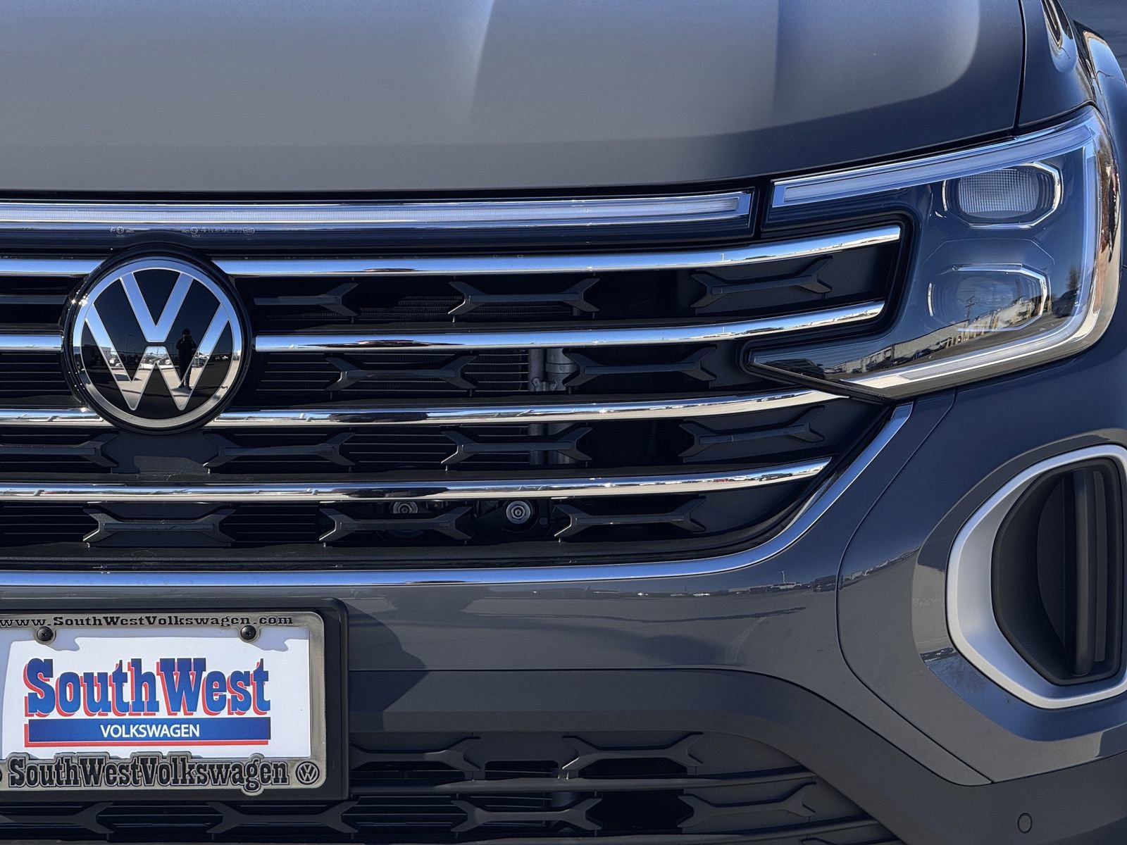 New 2026 Volkswagen Atlas SE image 8