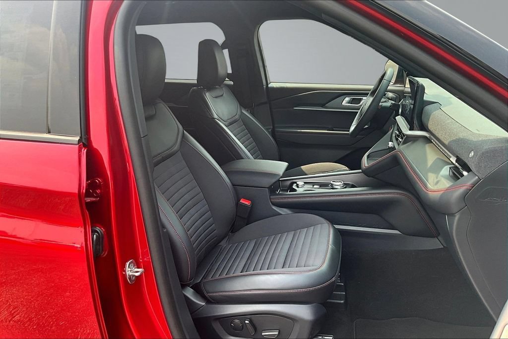 New 2026 Ford Explorer ST-Line AWD/4WD image 11