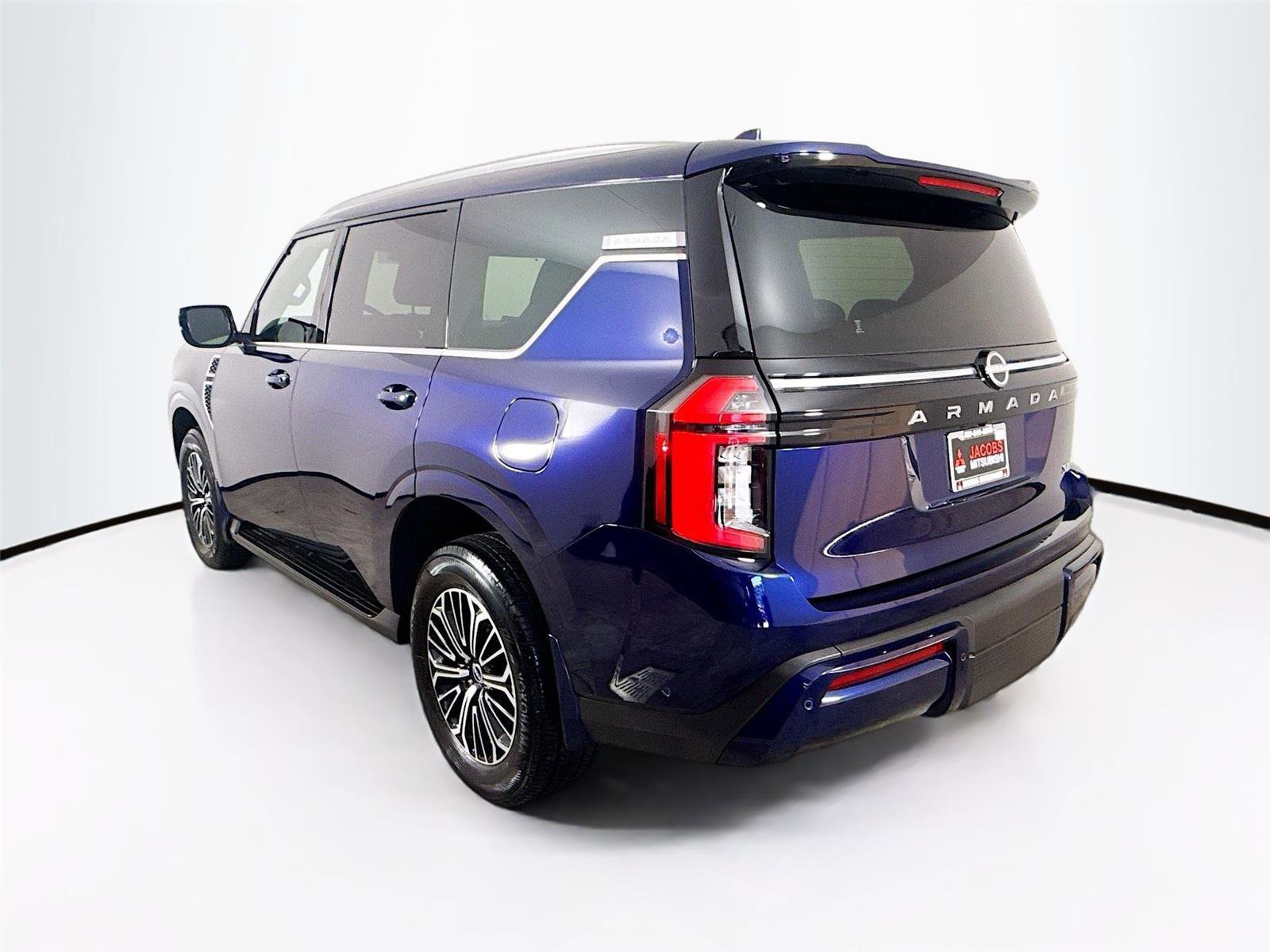 Used 2025 Nissan Armada SL w/ Captain's Chari Seat Package image 34