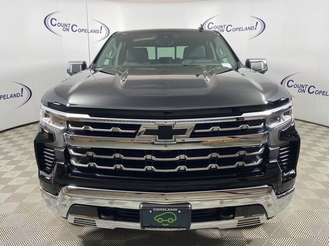 Certified 2023 Chevrolet Silverado 1500 LTZ w/ LTZ Premium Package AWD/4WD image 9