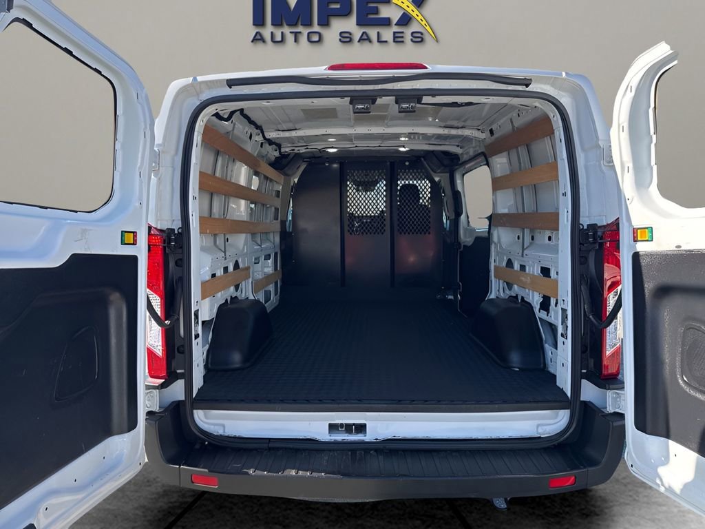 Used 2022 Ford Transit 250 Low Roof w/ Exterior Upgrade Package RWD image 22