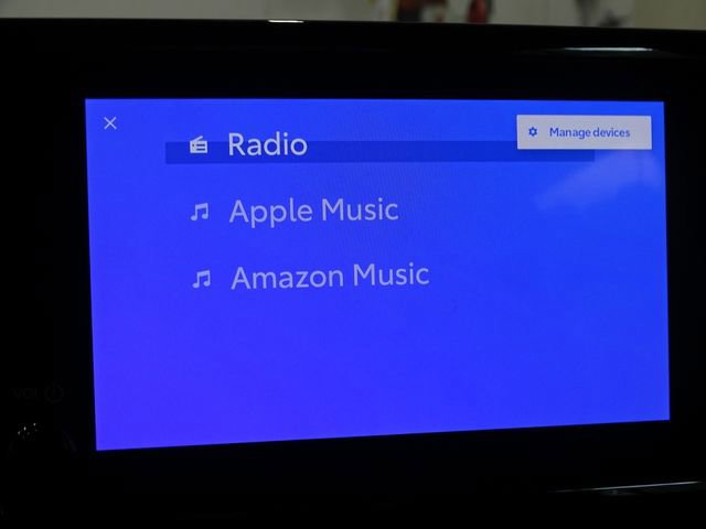 Used 2023 Toyota Corolla LE image 29