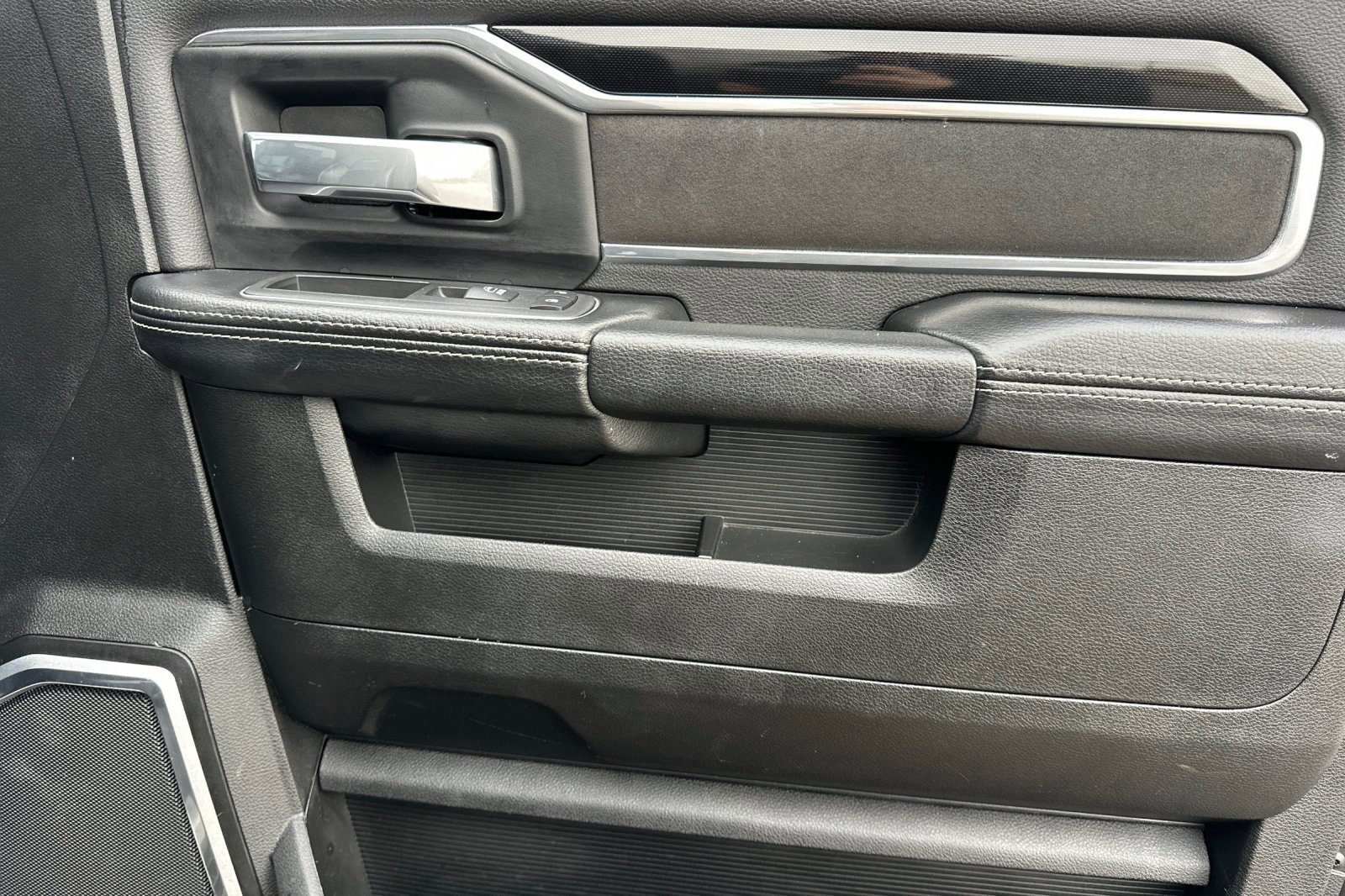 Used 2022 RAM 2500 Laramie image 20