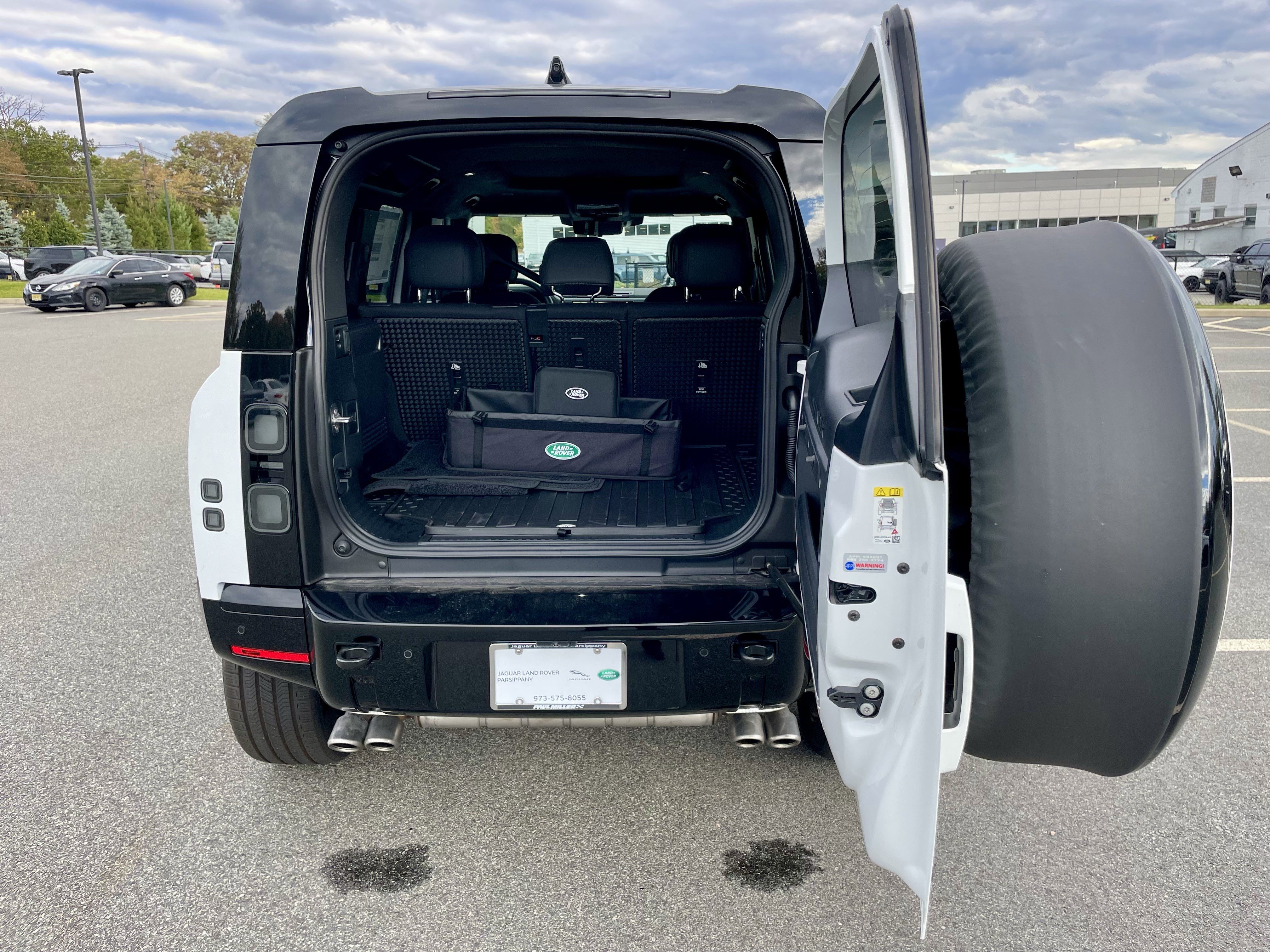 New 2026 Land Rover Defender 110 V8 image 37