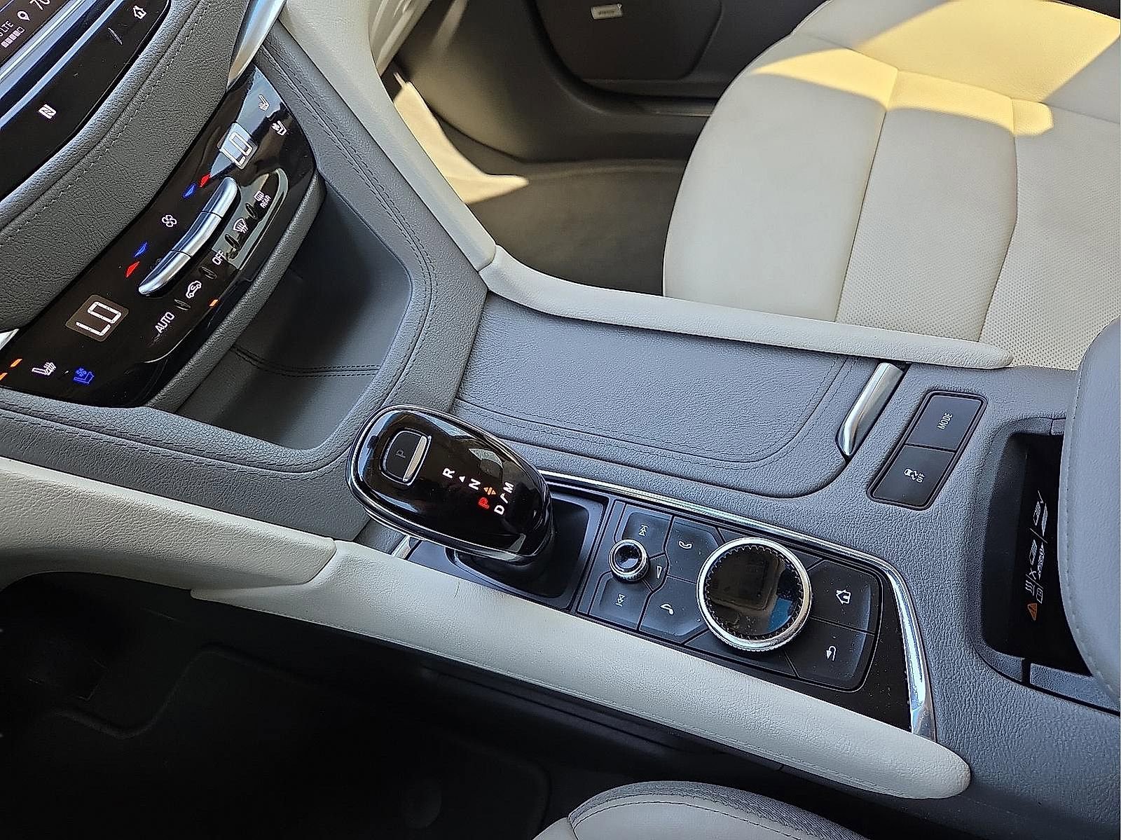 Certified 2021 Cadillac XT5 Premium Luxury image 25