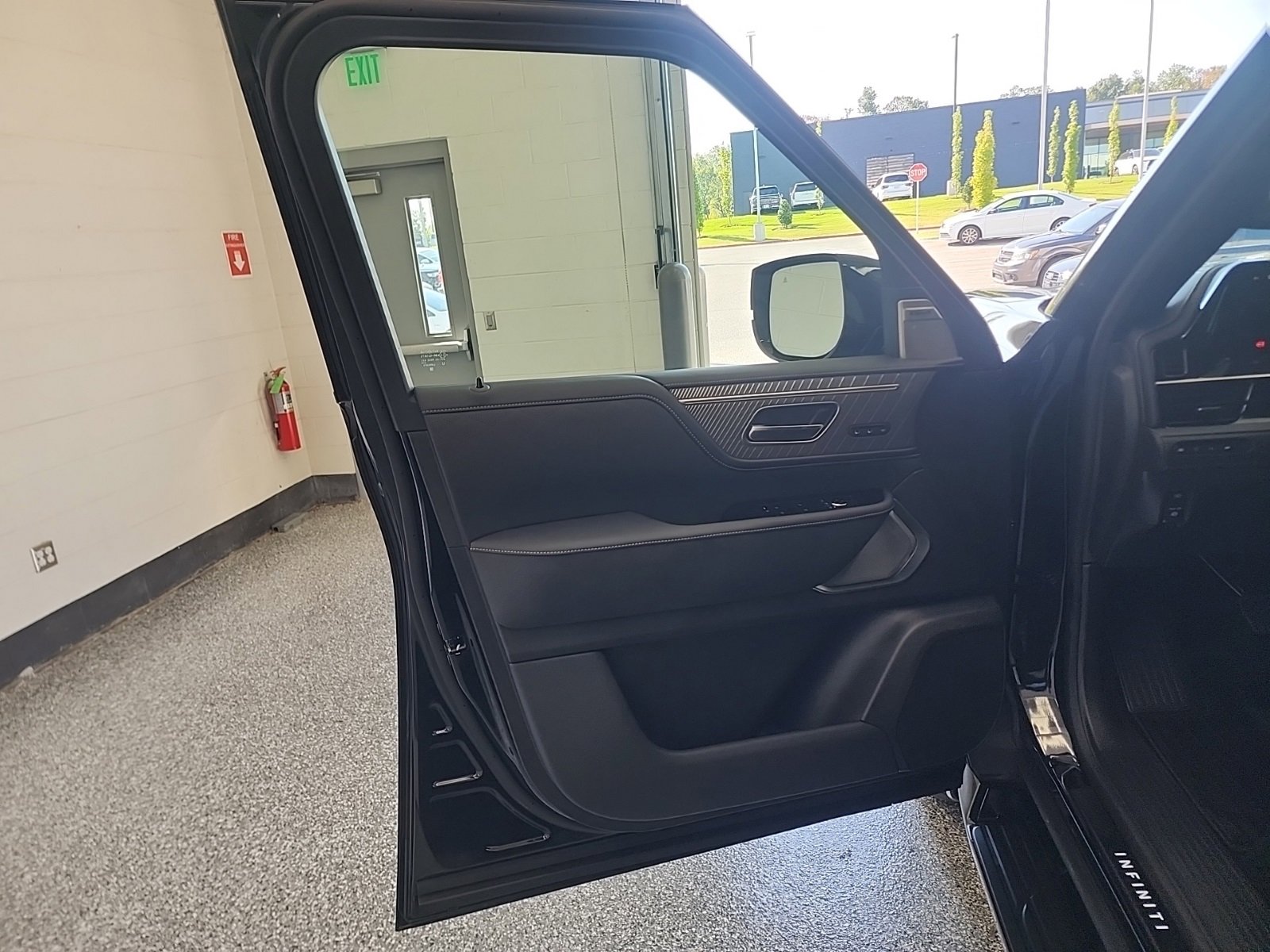 New 2026 INFINITI QX80 Autograph w/ Autograph Exterior Package image 38