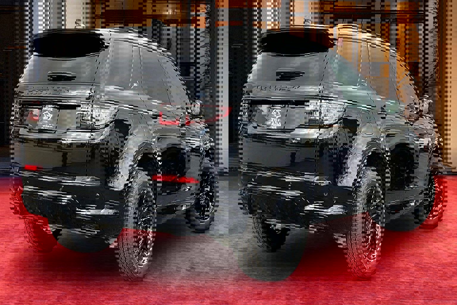 New 2026 Land Rover Discovery Sport Landmark image 4