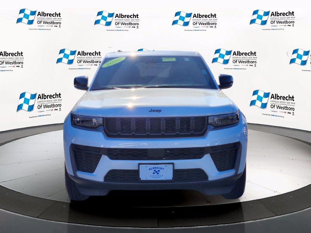 Used 2026 Jeep Grand Cherokee Altitude AWD/4WD image 8