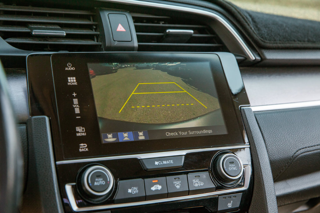 Used 2018 Honda Civic EX-L image 16