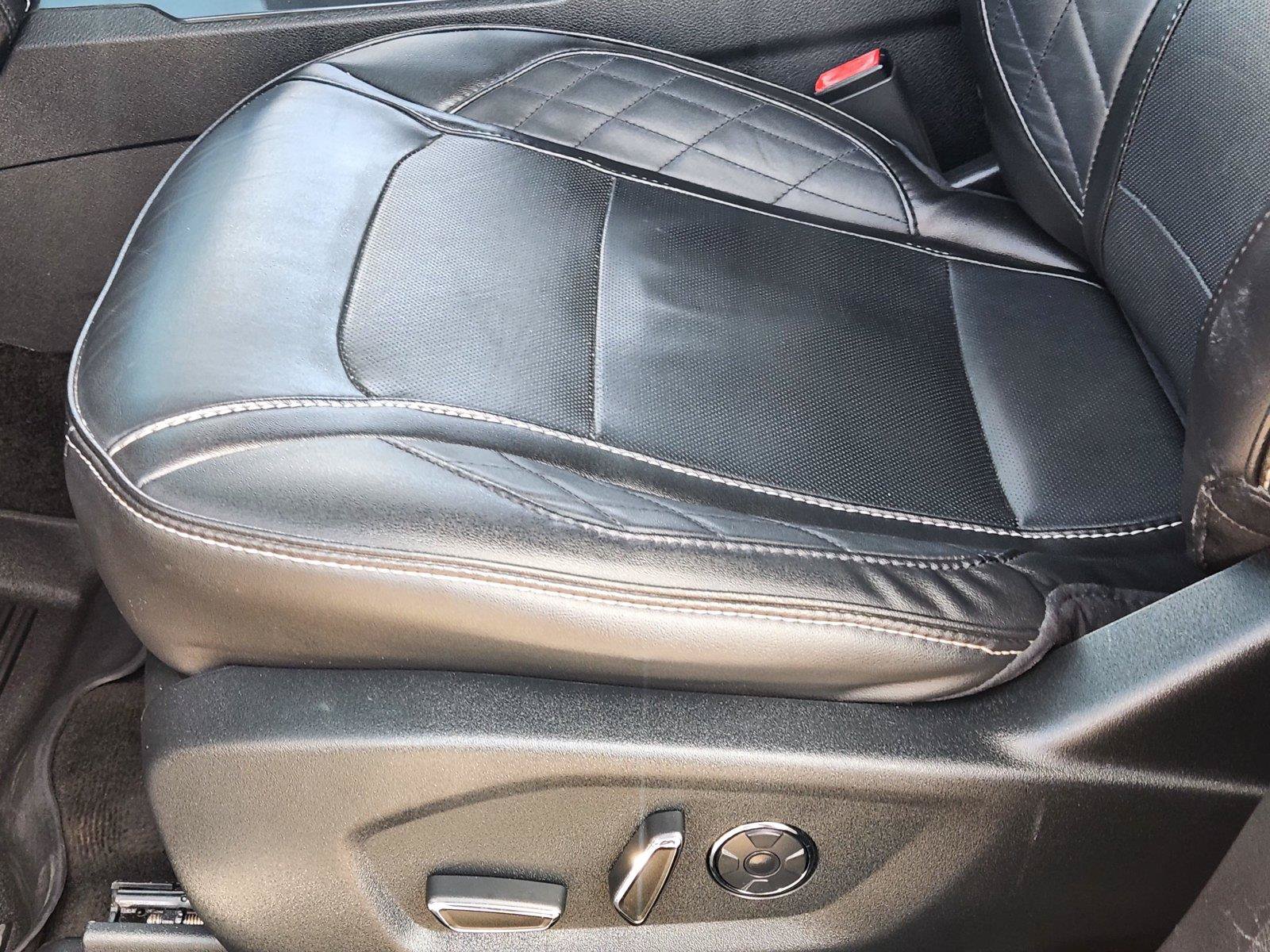 Used 2018 Ford Explorer Platinum AWD/4WD image 17