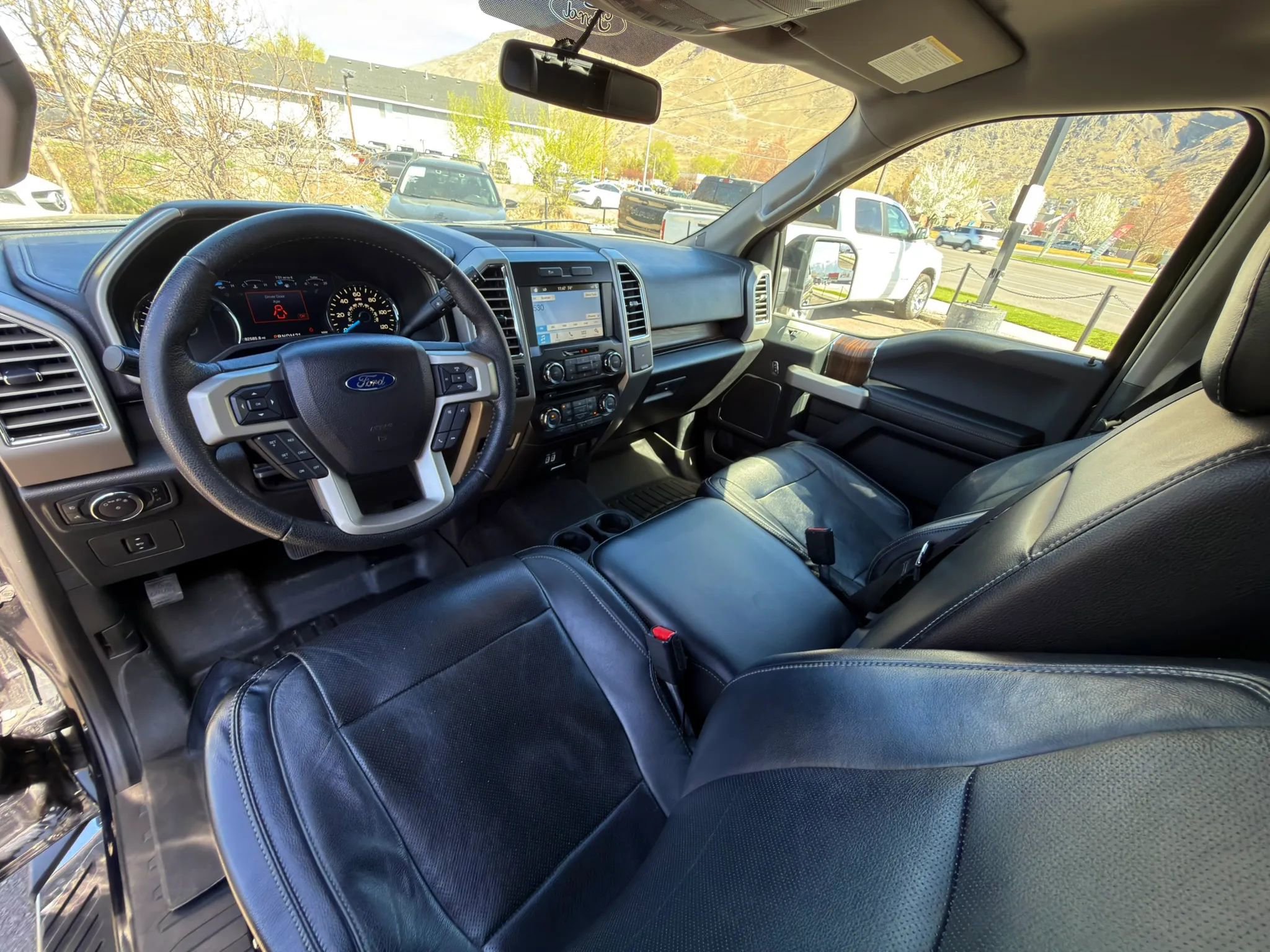 Used 2016 Ford F150 Lariat image 37