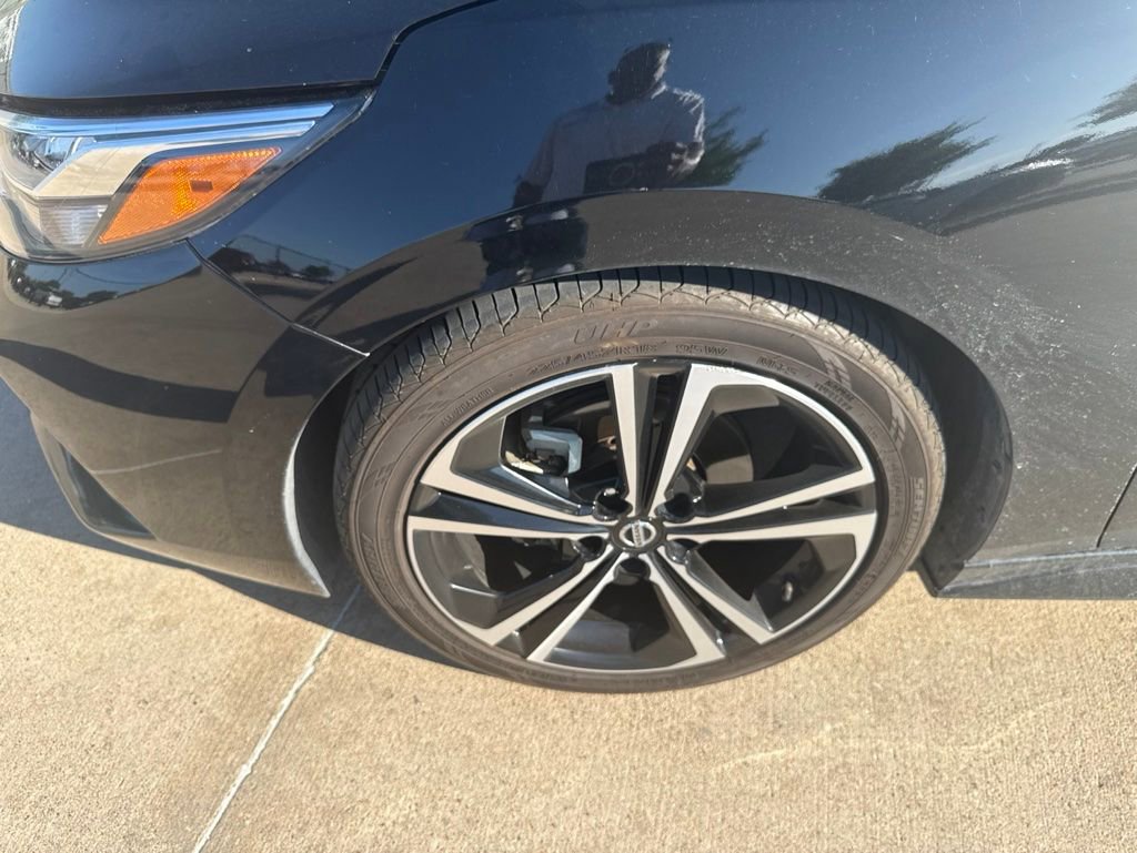 Certified 2022 Nissan Sentra SR FWD image 10