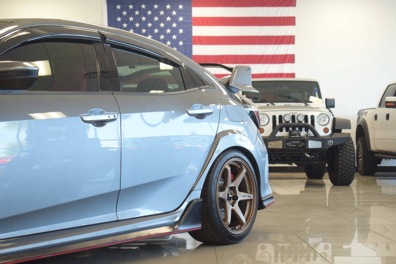 Used 2018 Honda Civic Type R image 18