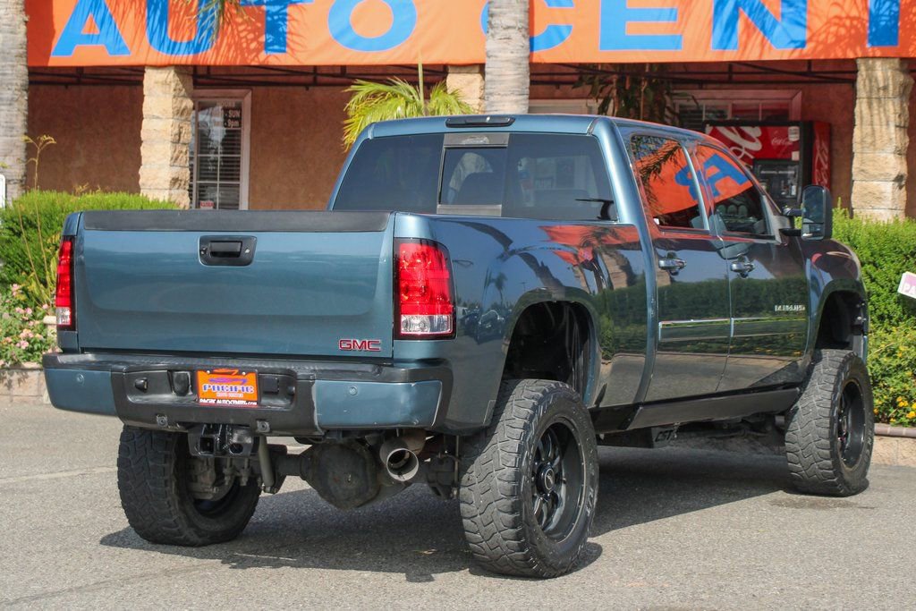 Used 2011 GMC Sierra 2500 Denali image 11