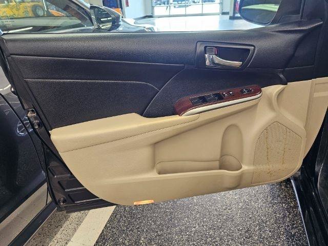 Used 2013 Toyota Camry XLE FWD image 26