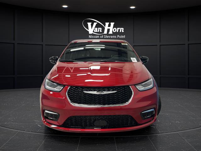 New 2026 Chrysler Pacifica Select image 8